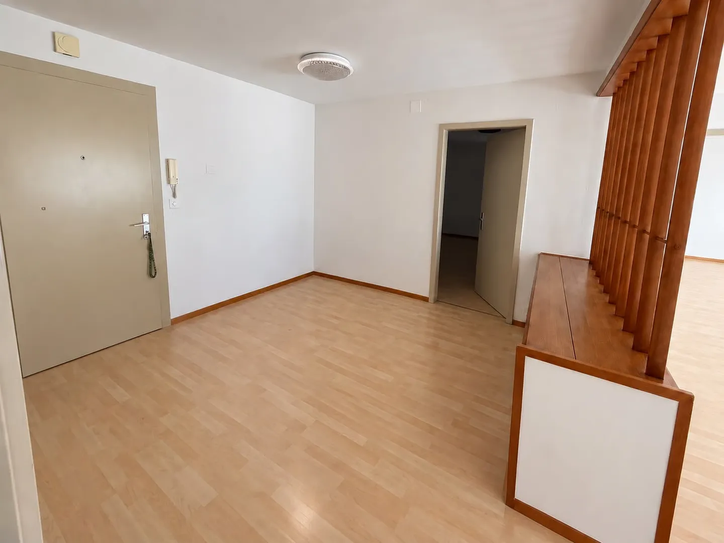 Appartamento 3.5 locali con balcone a Nidau - disponibile da dicembre 2026 - Foto 3 di 8