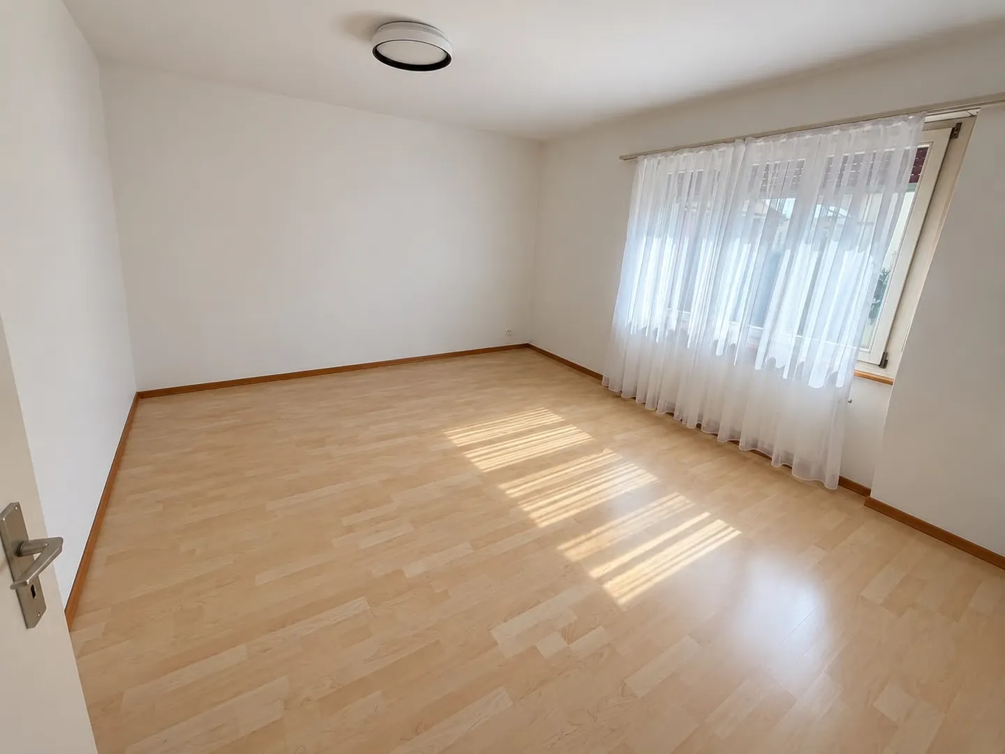 Appartamento 3.5 locali con balcone a Nidau - disponibile da dicembre 2026 - Foto 7 di 8
