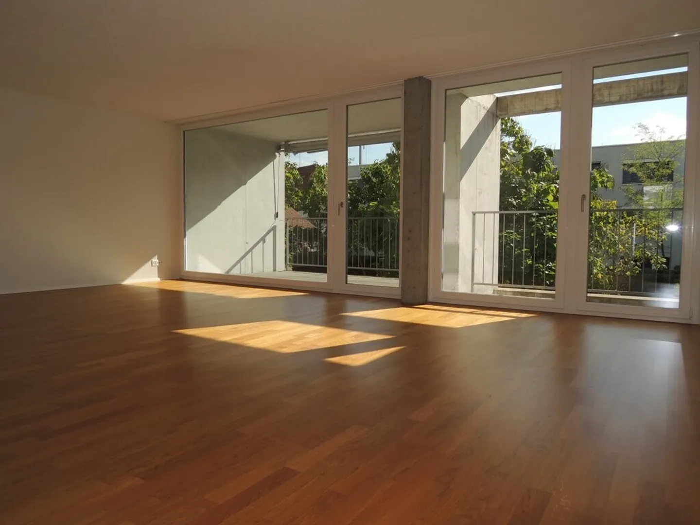 Modernes 4.5-Zimmer-Apartment - Foto 2 von 7