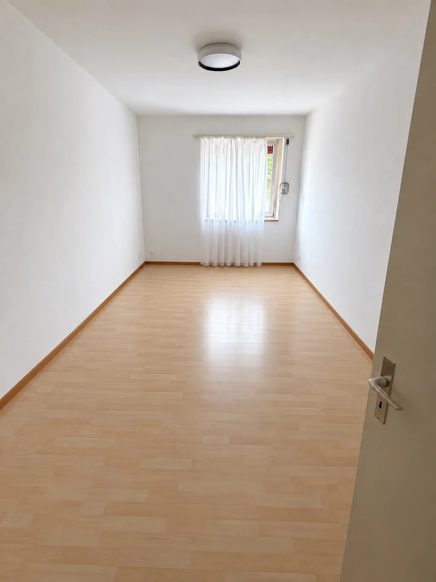 Appartamento 3.5 locali con balcone a Nidau - disponibile da dicembre 2026 - Foto 4 di 8