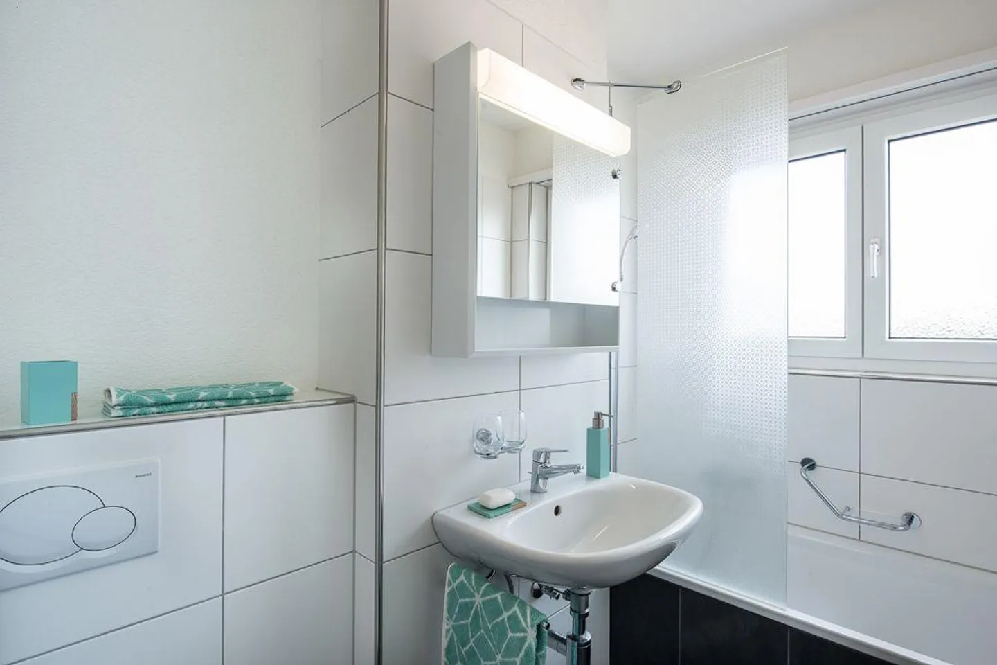 grand appartement avec une vue magnifique - Photo 3 sur 9