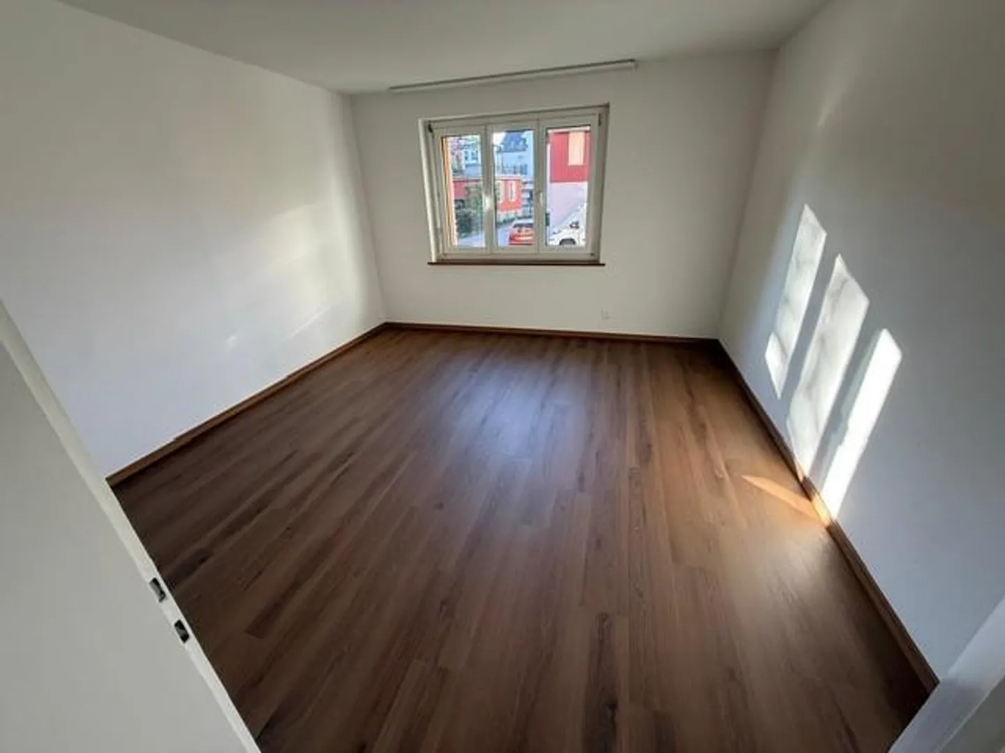 Appartement lumineux avec balcon dans un emplacement calme à Wetzikon - Photo 4 sur 8