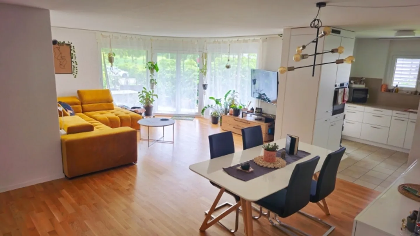 Appartement 4½ pièces à Urtenen-Schönbühl (BE), meublé, temporaire - Photo 1 sur 10
