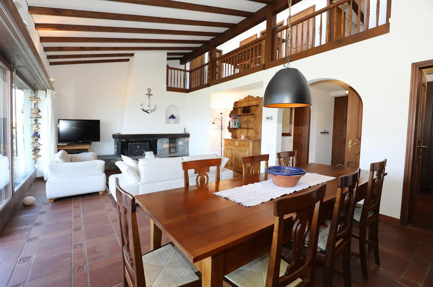 Beautiful single-family/holiday home with pool and view of Lake Maggiore - Photo 8 of 19