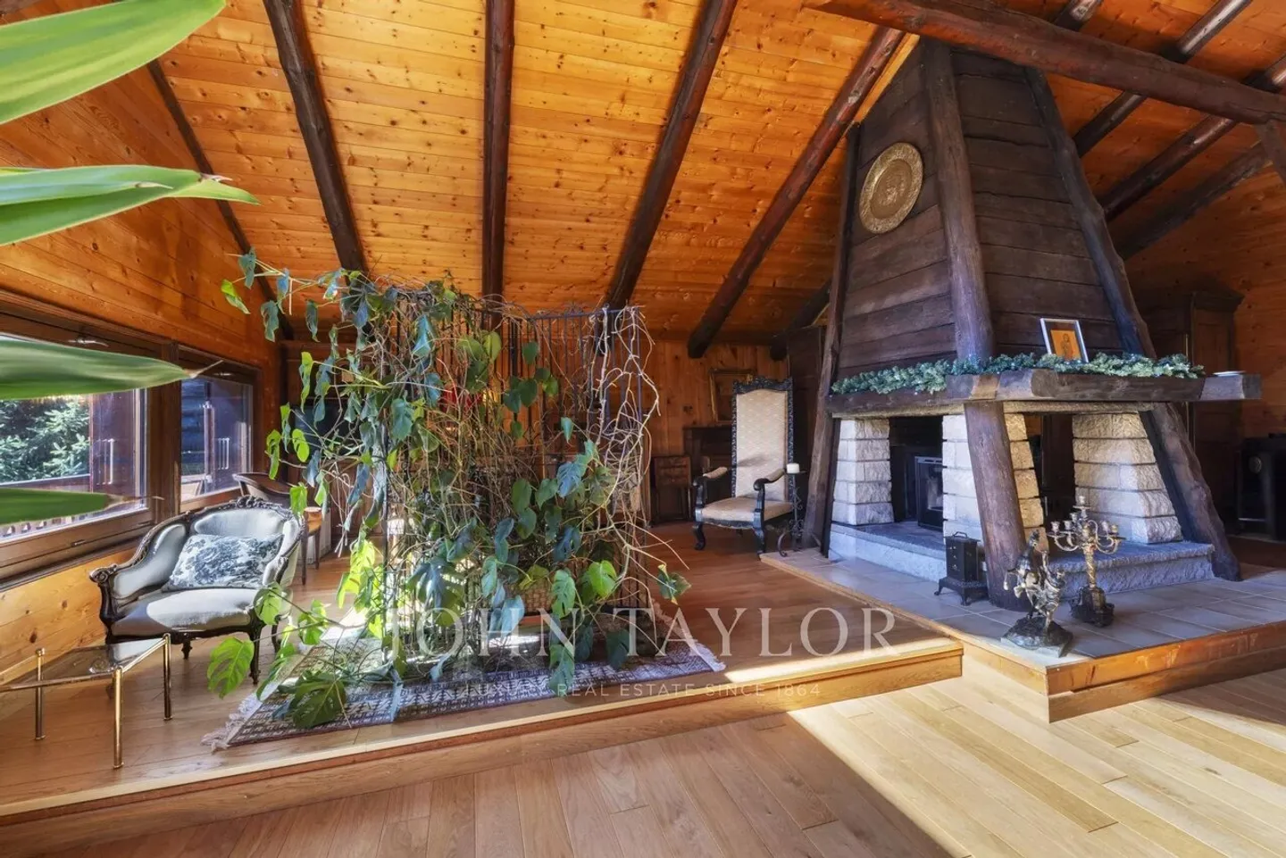 Extraordinary Chalet near the Portes du Soleil - Photo 4 of 13