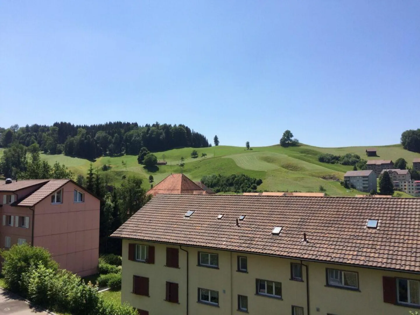 Bell'appartamento di 4,5 stanze - Foto 2 di 6