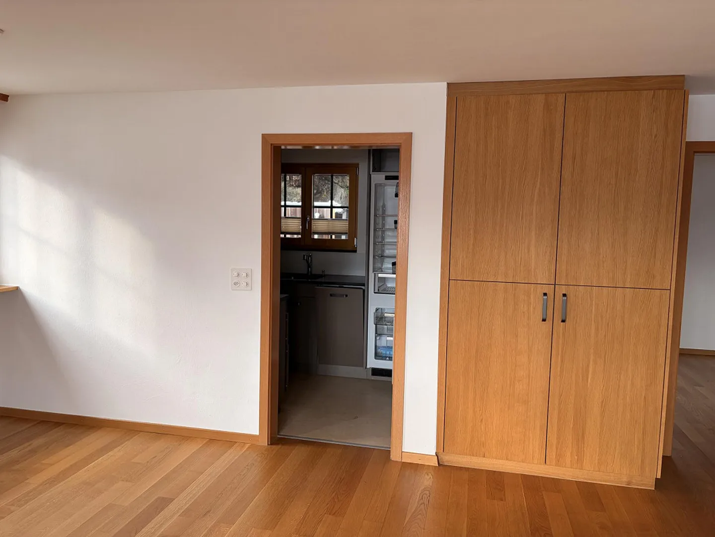 Attractive 3.5-room apartment in Schluein – quiet, bright and comfortable - Photo 9 of 13