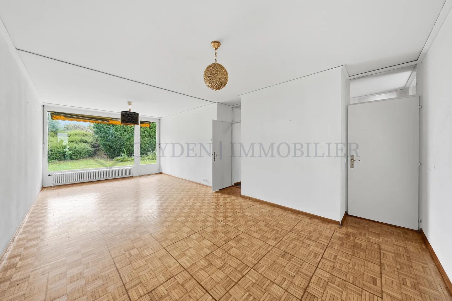 Einfamilienhaus mit schönem Garten - Foto 3 von 9