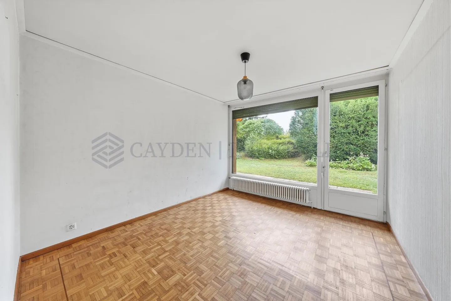 Einfamilienhaus mit schönem Garten - Foto 6 von 9