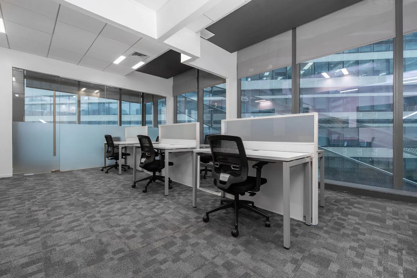 Coworking bei Regus Versoix Station Lakeside - Foto 1 von 9