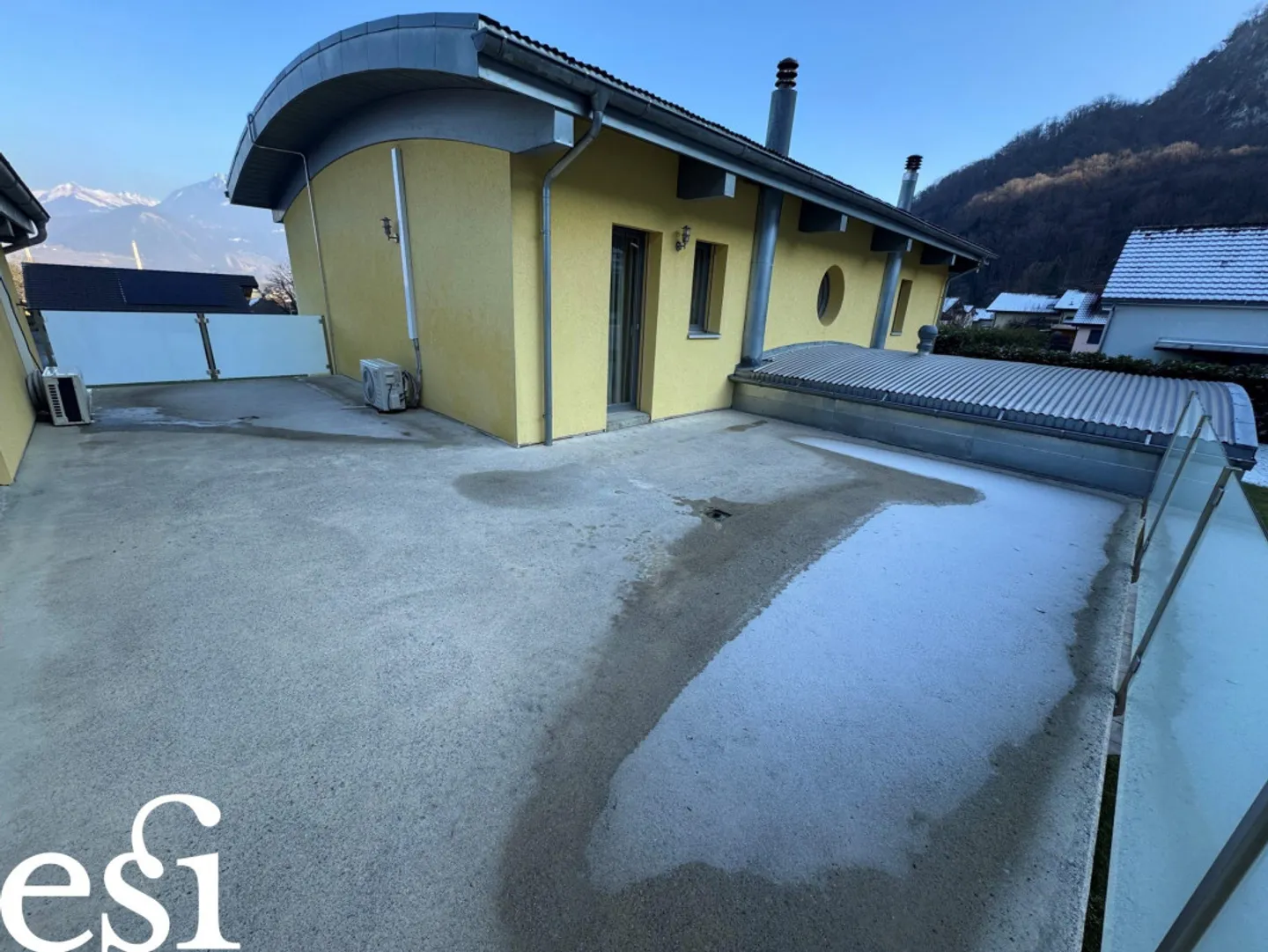 Villa unifamiliare spaziosa con 5,5 stanze e ampliamento a Muraz - Foto 13 di 13