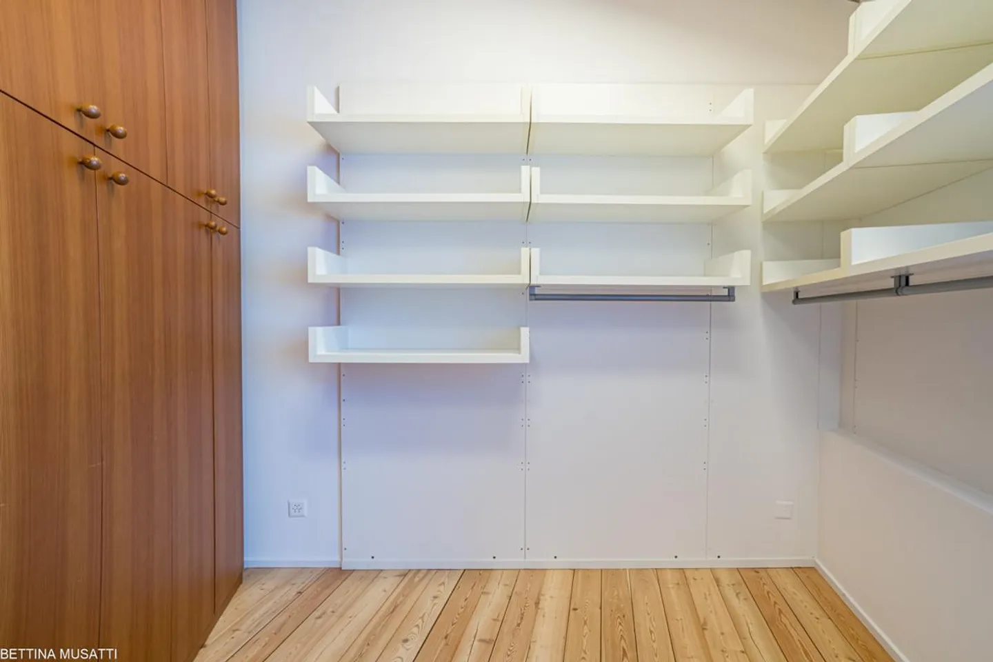 VICO MORCOTE WONDERFUL TICINESE HOUSE - Photo 7 of 15