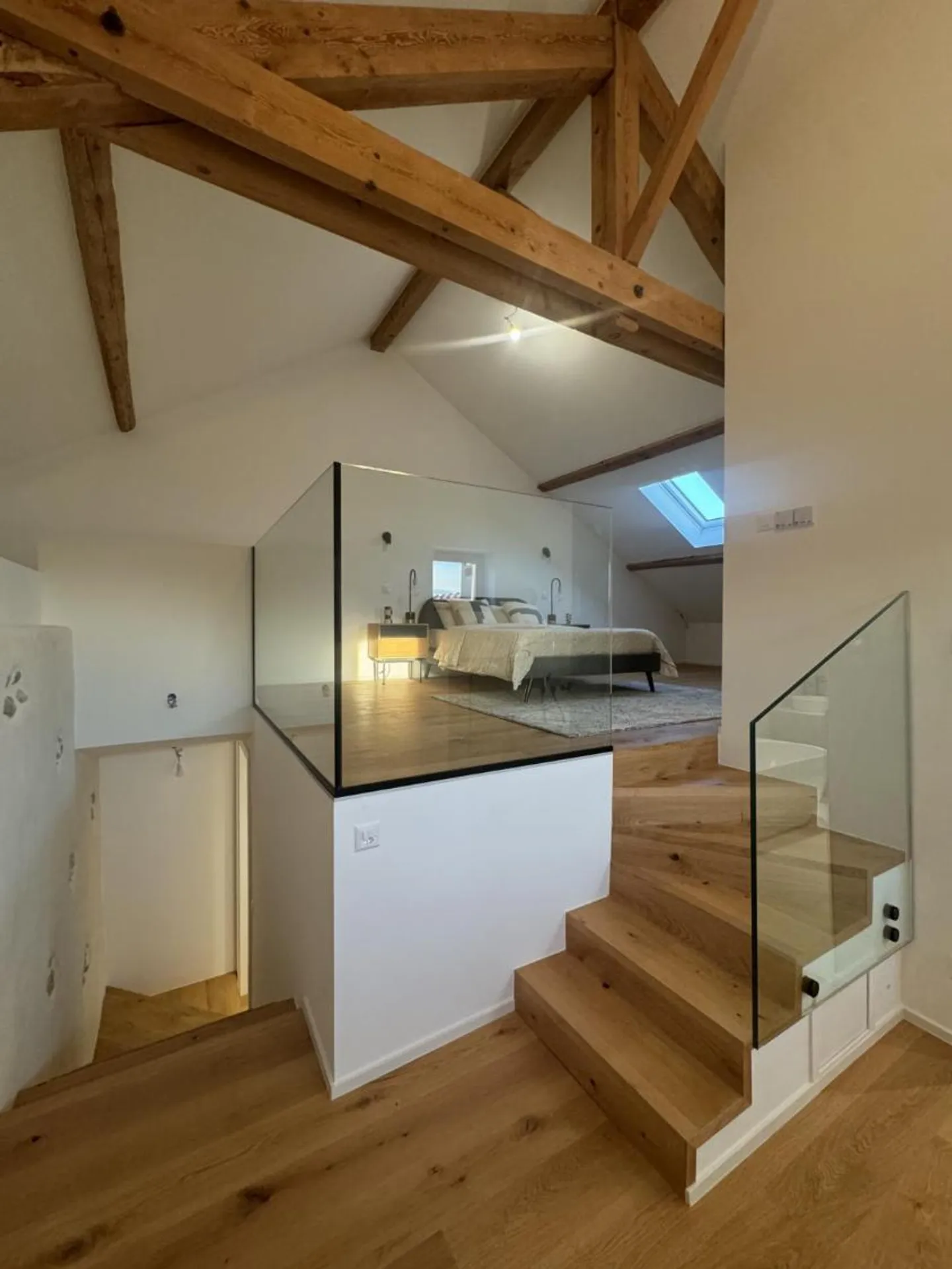 Maison Mitoyenne Rénovée - Photo 6 sur 13