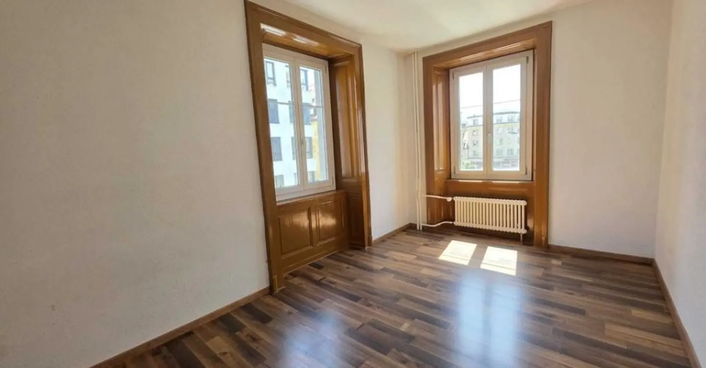 Beautiful apartment with balcony - Photo 3 of 6