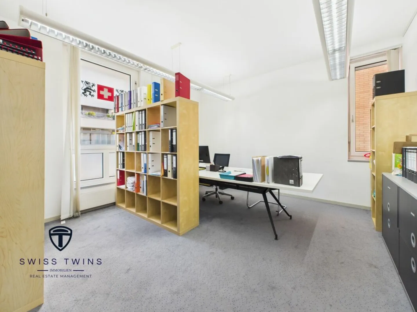 Espace Commercial Central - Idéal pour Bureau ou Vente - Photo 5 sur 13