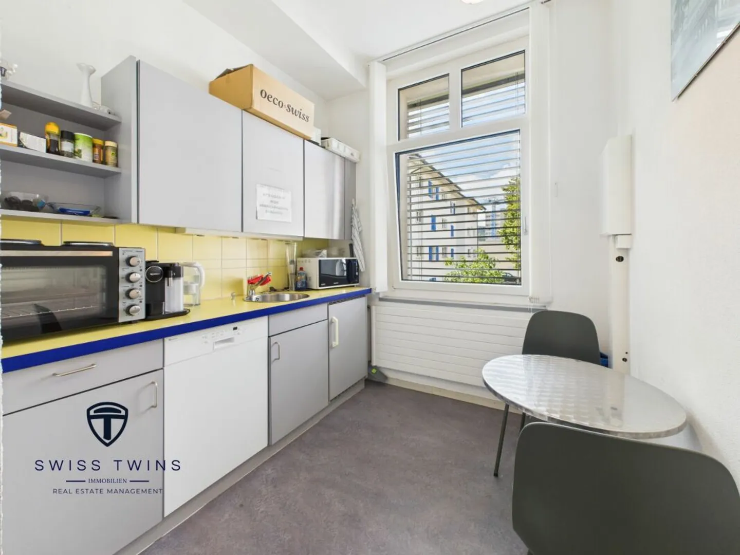 Espace Commercial Central - Idéal pour Bureau ou Vente - Photo 10 sur 13