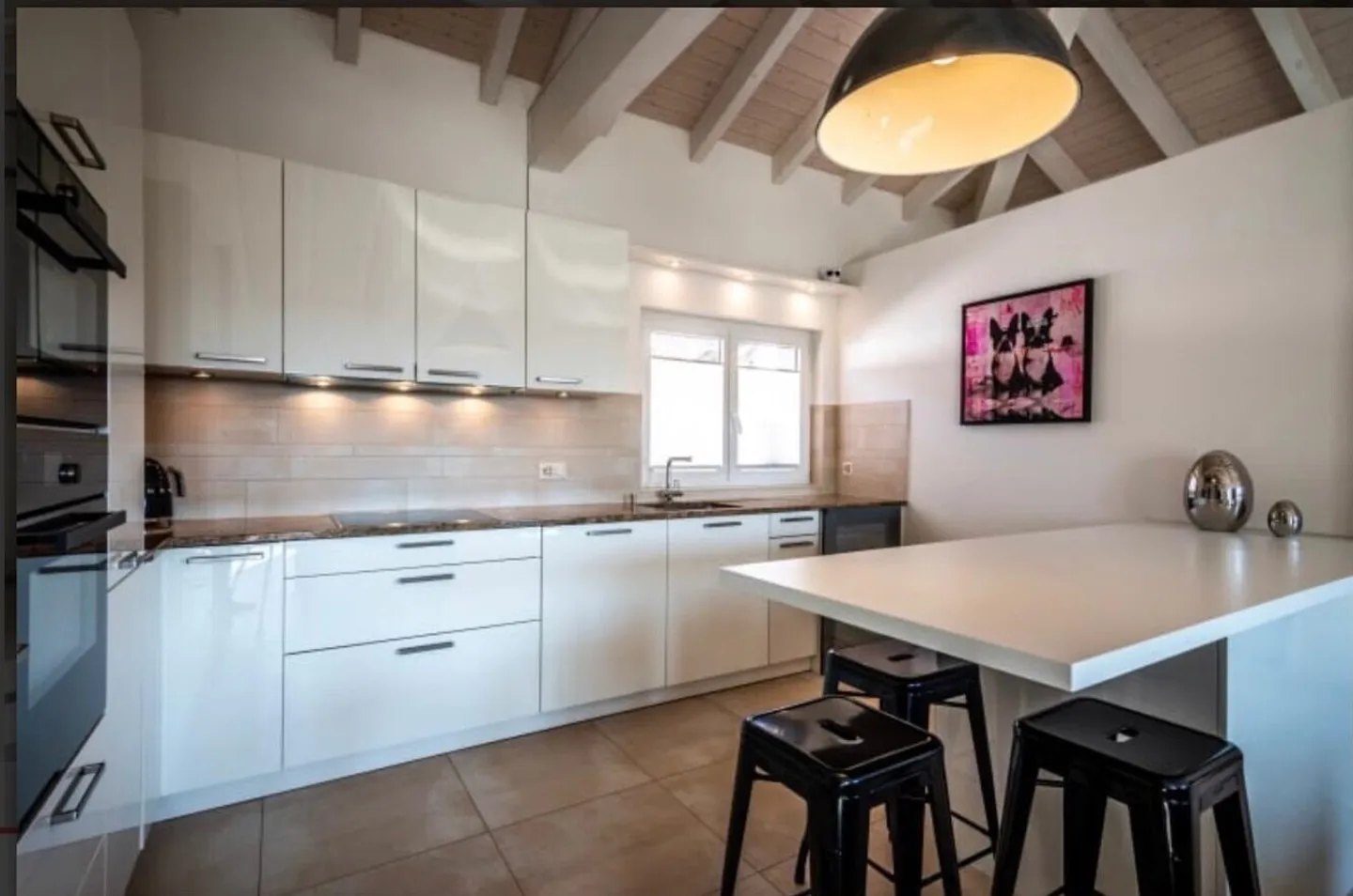 Magnifico appartamento di 4.5 stanze a St-Sulpice - Foto 2 di 10