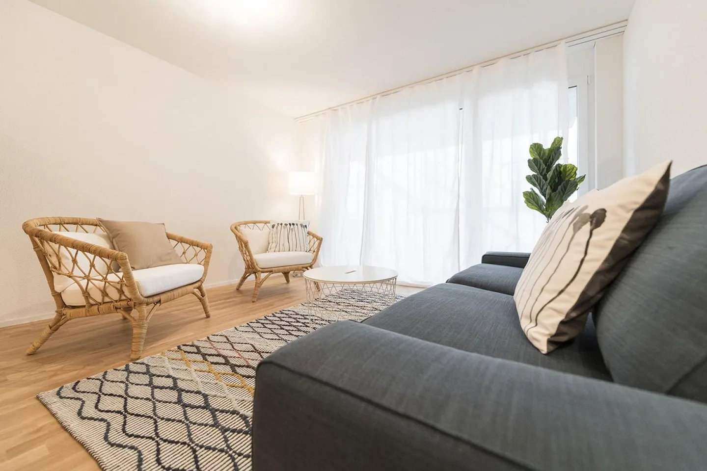 Appartamento moderno di 2,5 locali al 1° piano con balcone - Foto 5 di 8