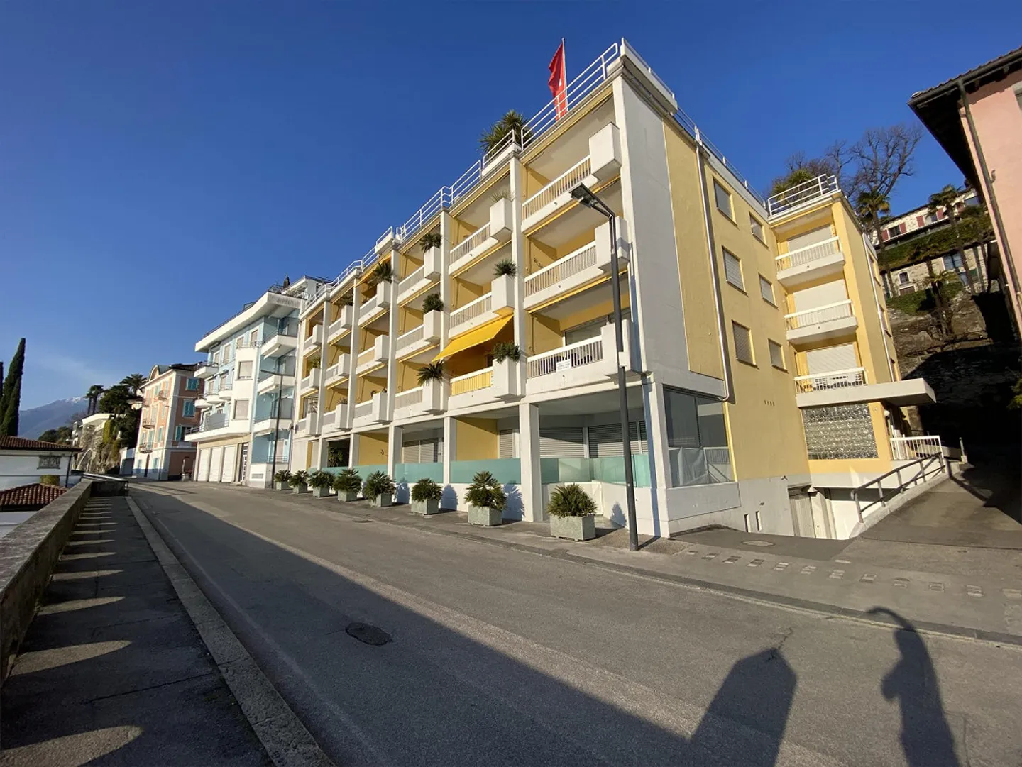 4.5 Pièces directement sur le bord du lac d'Ascona - Photo 2 sur 2