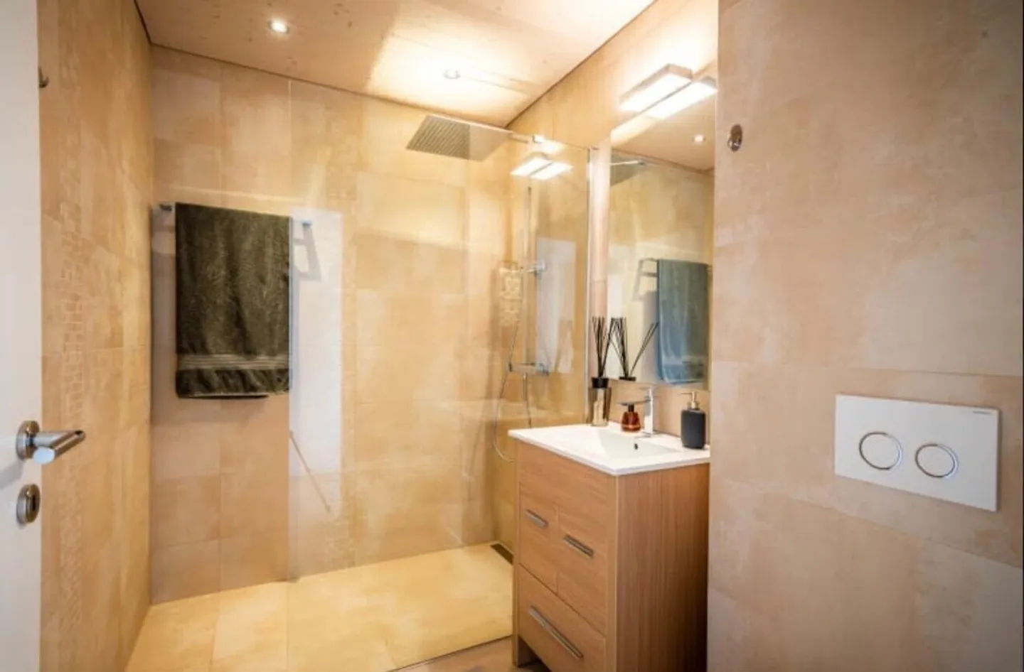 Magnifico appartamento di 4.5 stanze a St-Sulpice - Foto 7 di 10
