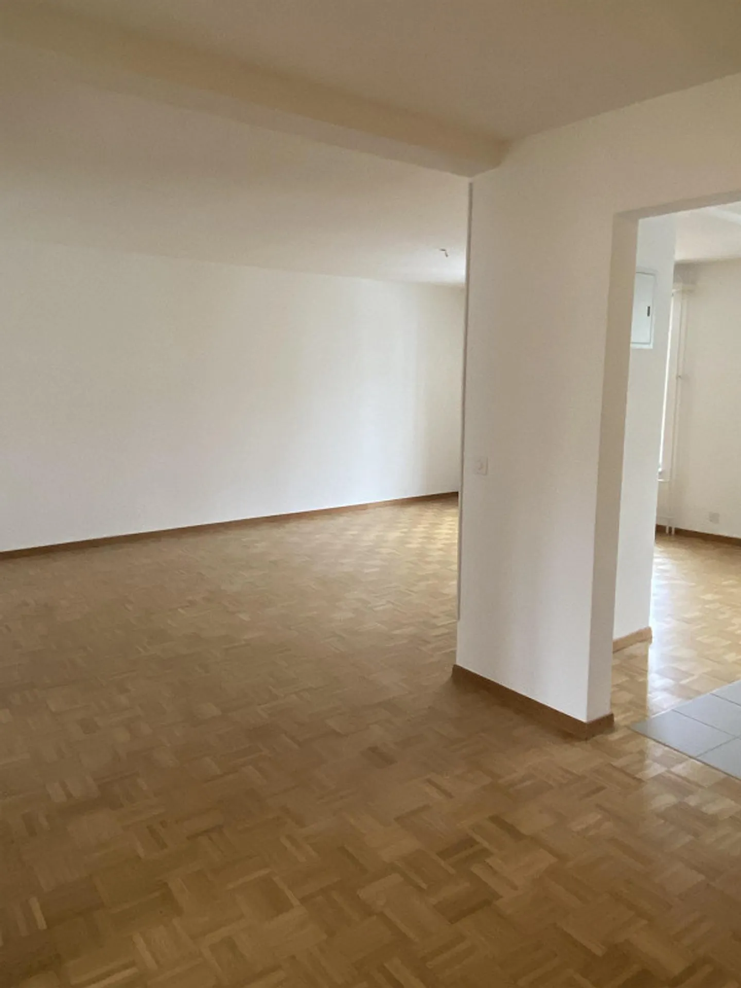 Appartement élégant dans le quartier animé 4, Zurich - Photo 3 sur 9