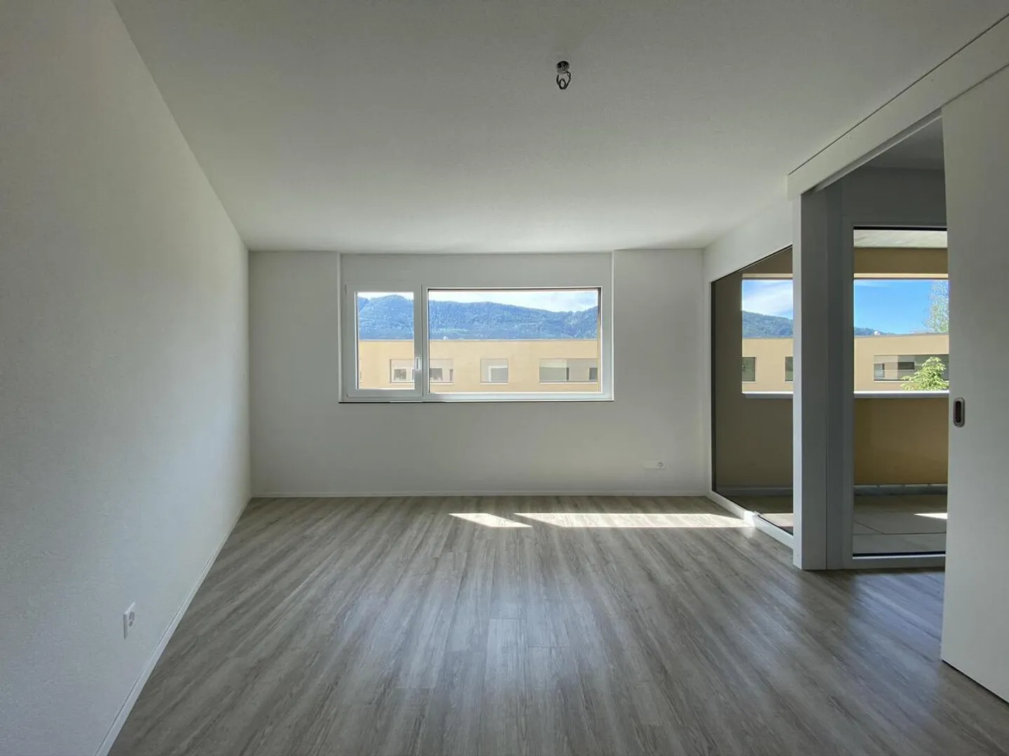 Appartement protégé de 3.5 pièces - Photo 1 sur 14