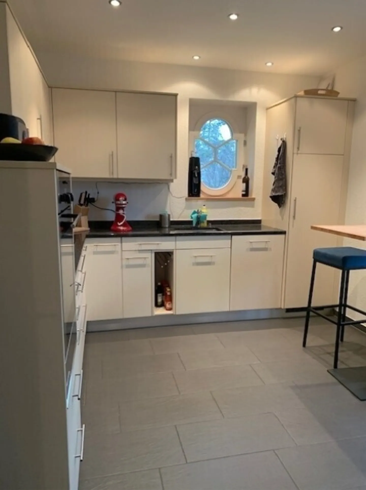 «4½ ZI-WOHNUNG IN THUN (BE), MÖBLIERT, TEMPORÄR» - Foto 4 von 9