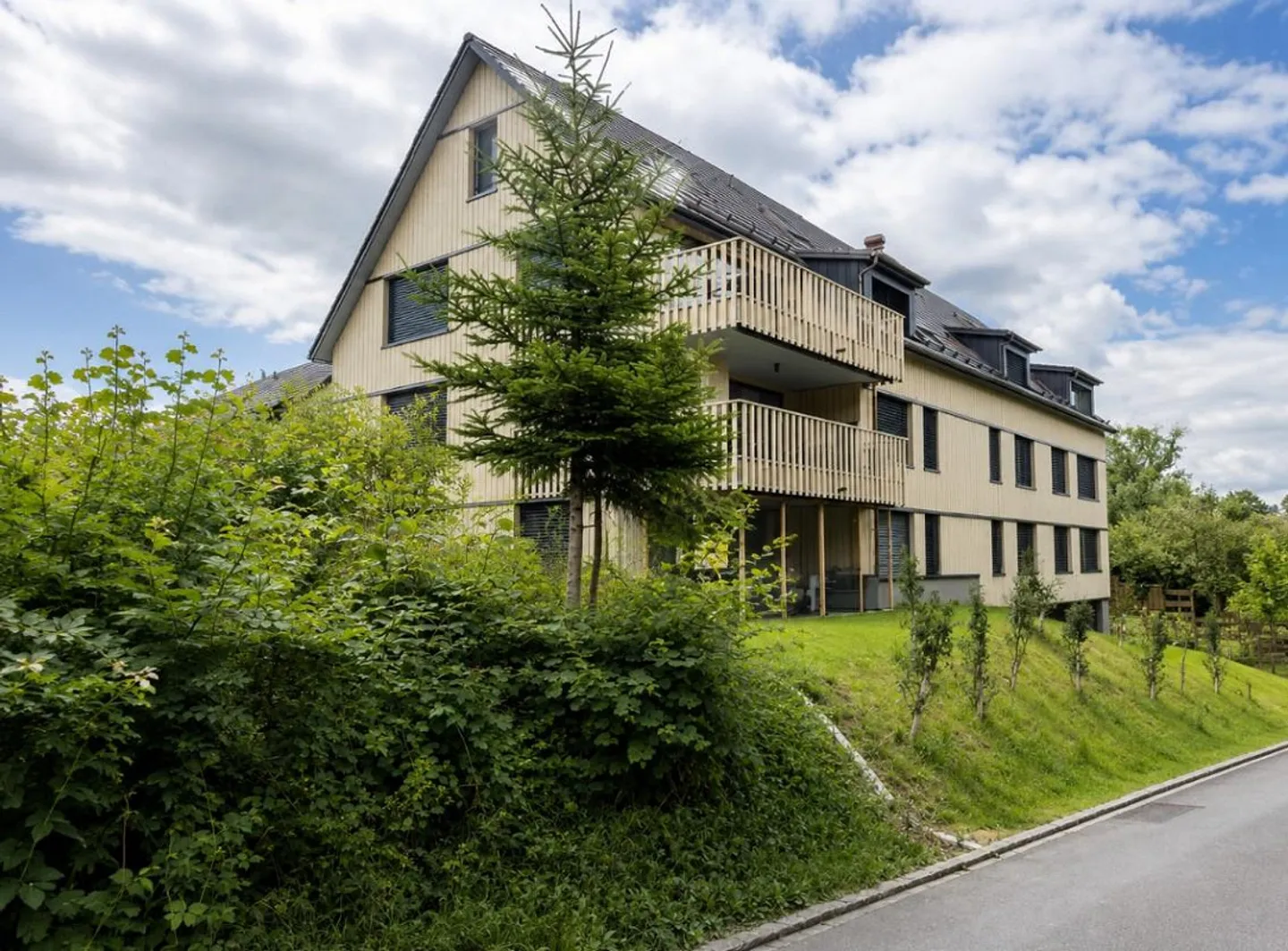 Maisonette apartment with terrace - Photo 1 of 11