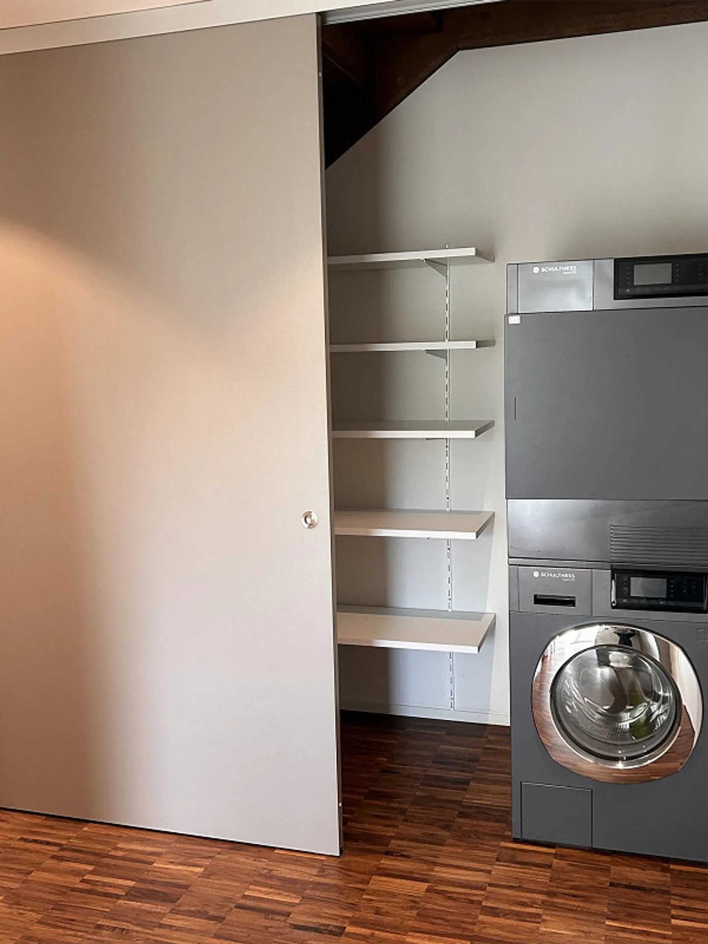 Maisonette apartment with terrace - Photo 11 of 11
