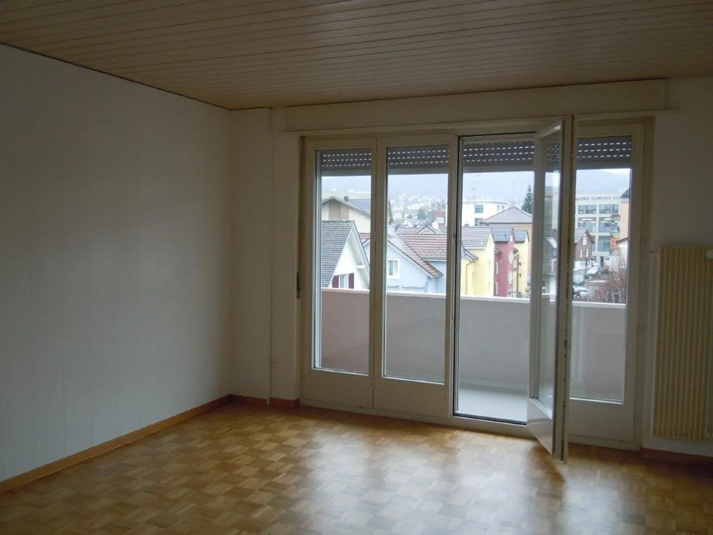 Helle 4-Zimmer Wohnung in Uzwil - Foto 2 von 4