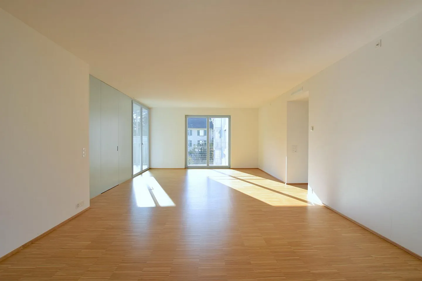 Moderne 4.5 Zimmer Wohnung - Foto 7 von 9