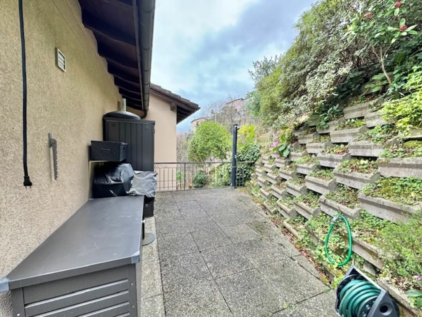 VENDESI A GERRA GAMBAROGNO - APPARTAMENTO 3.5 LOCALI CON VISTA LAGO - Foto 14 di 19