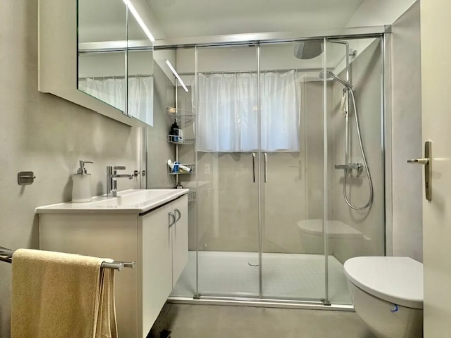 VENDESI A GERRA GAMBAROGNO - APPARTAMENTO 3.5 LOCALI CON VISTA LAGO - Foto 18 di 19