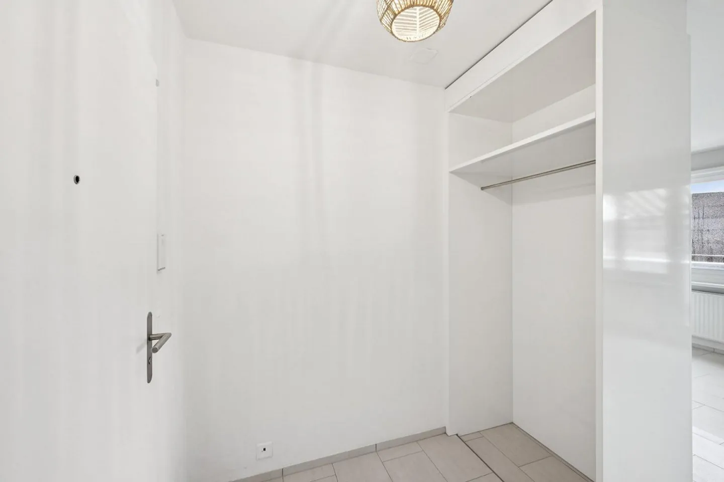 2.5 Room Apartment for Rent - Photo 2 of 11