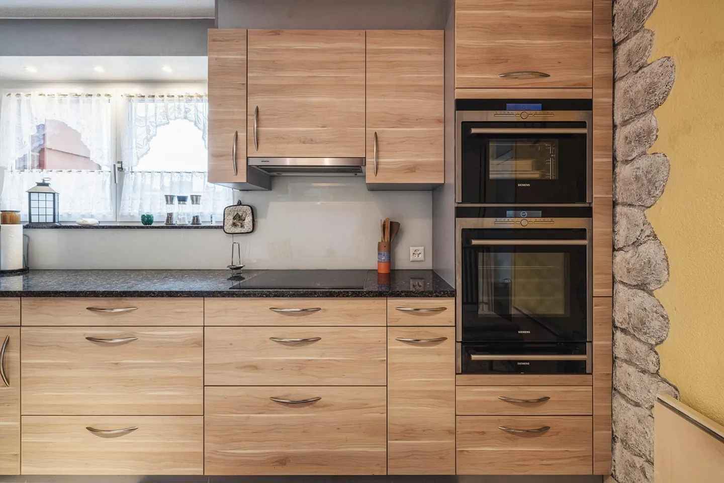 Appartamento 4,5 stanze ben tenuto con stanza per il bricolage - Foto 6 di 11