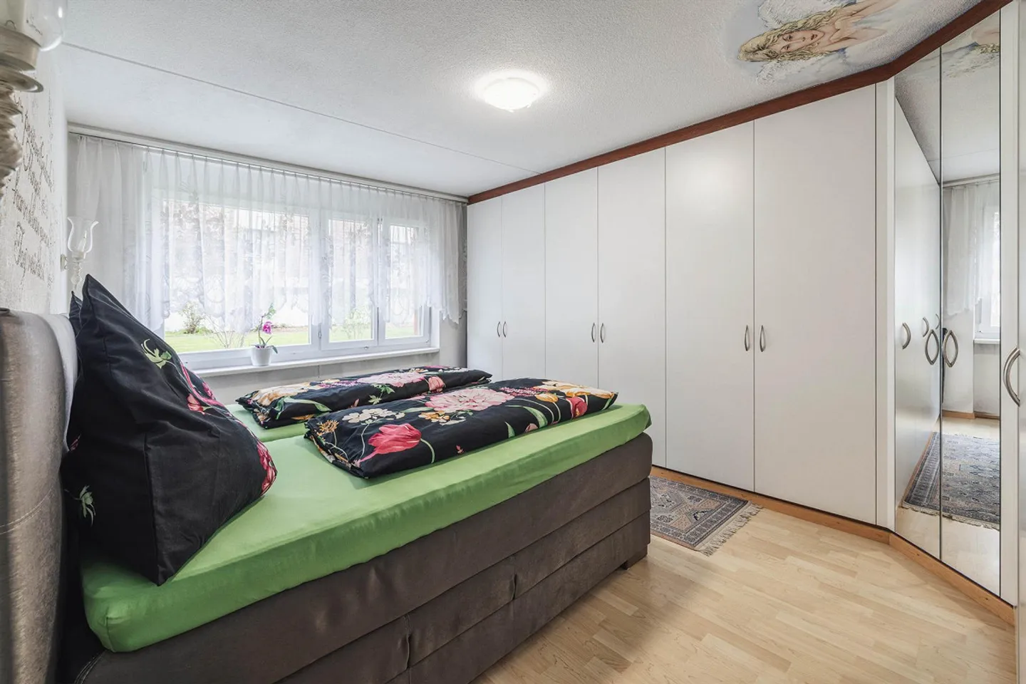 Appartamento 4,5 stanze ben tenuto con stanza per il bricolage - Foto 9 di 11