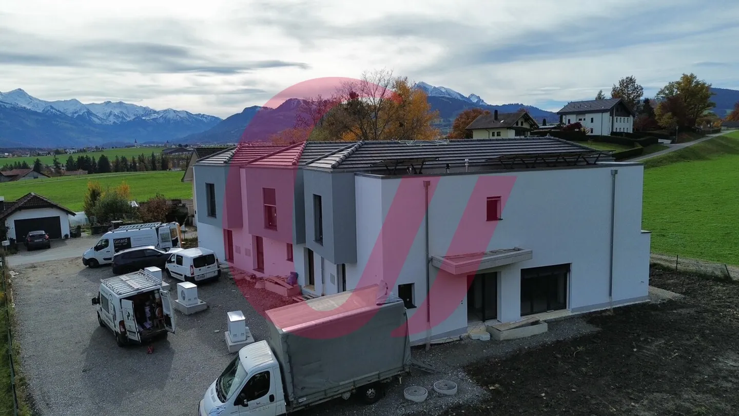 Magnifica villa di 5.5 stanze in posizione ideale - Foto 2 di 8