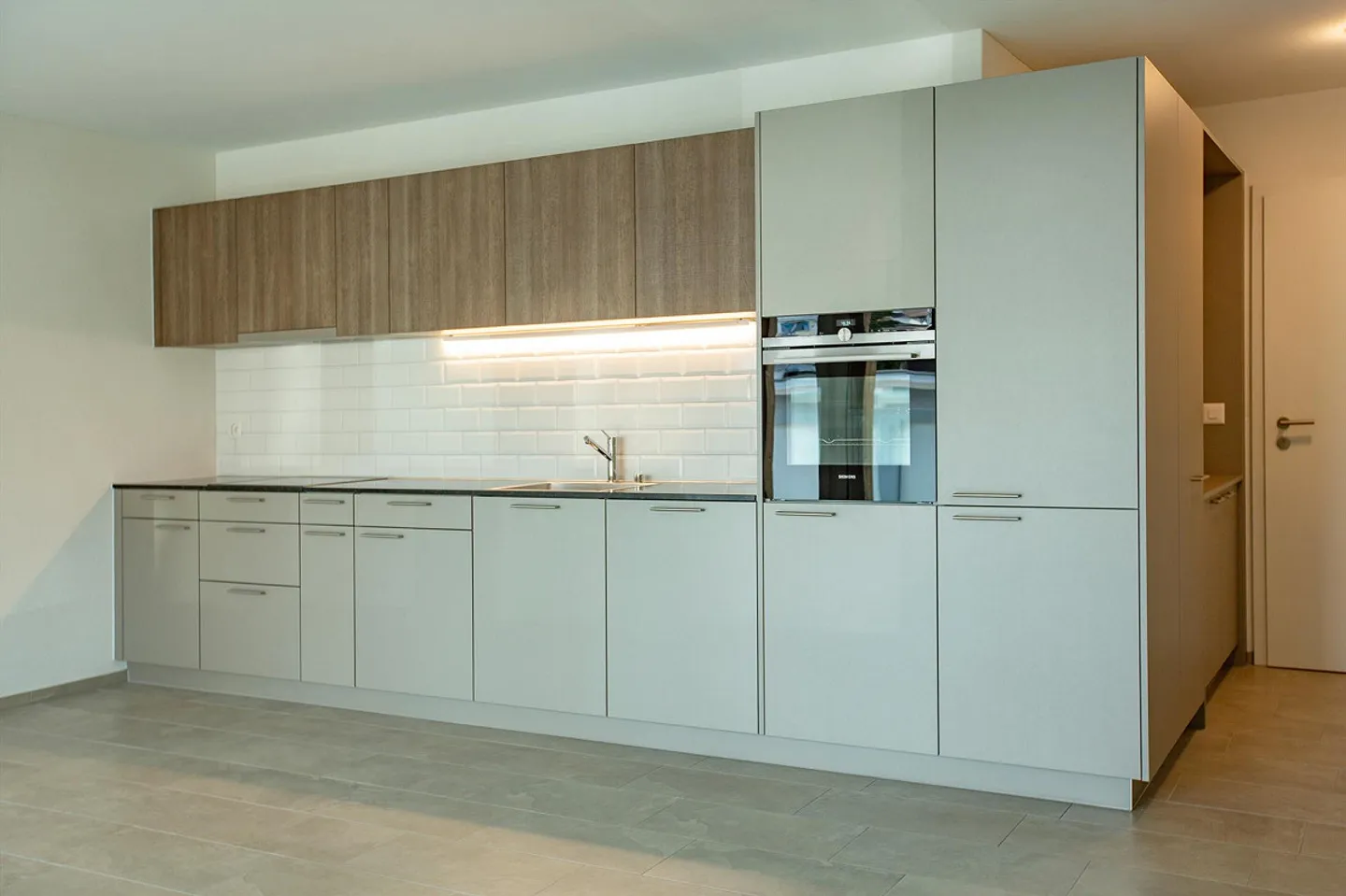 Moderne 3.5-Zimmer-Wohnung im 1.OG - Photo 2 sur 9