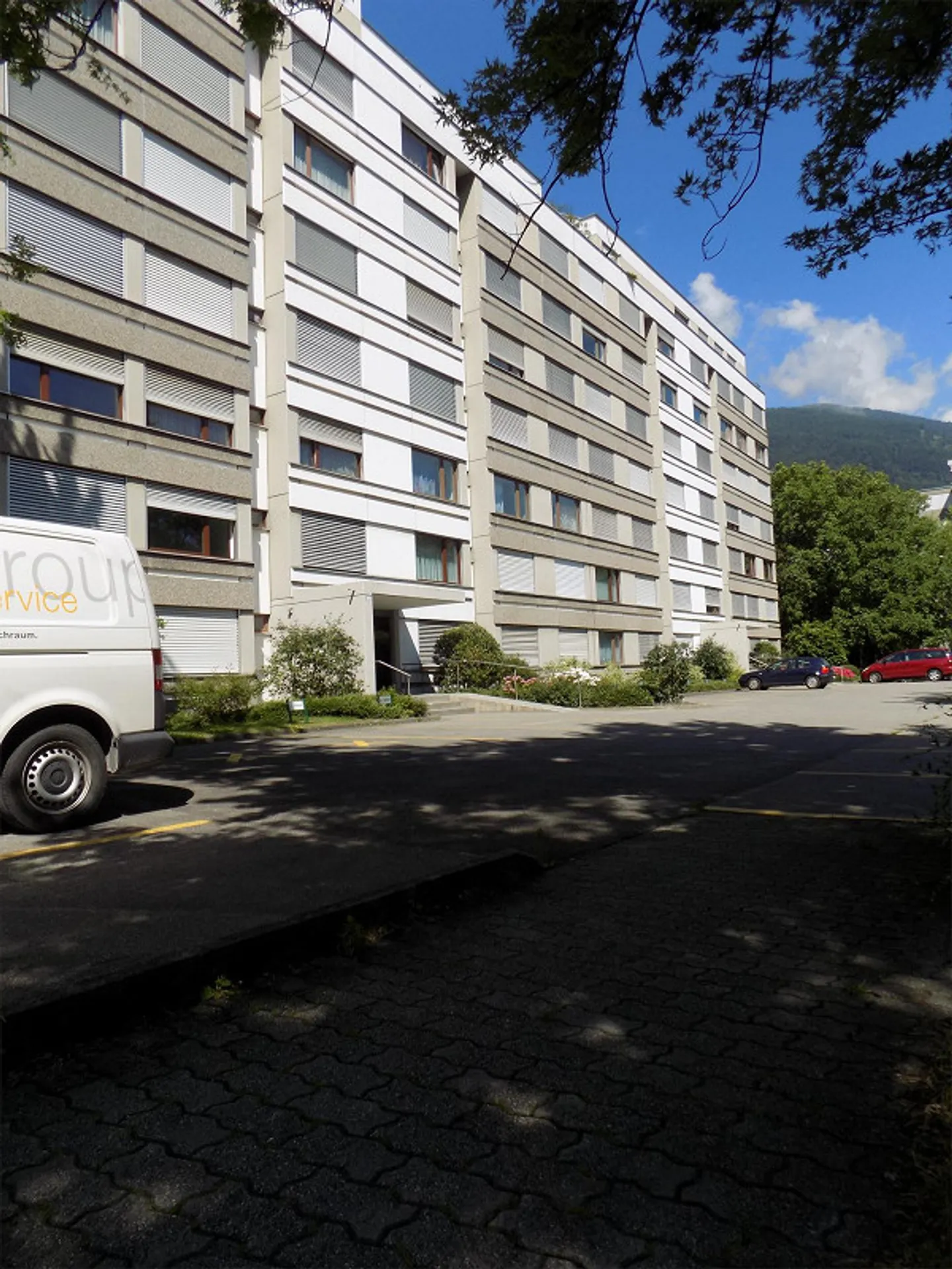 Aussenparkplatz Verfügbar - Foto 1 von 1