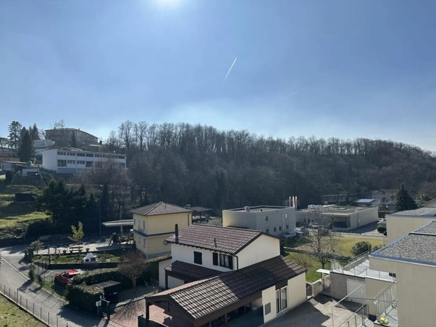 Appartement moderne et lumineux de 3,5 pièces, dernier étage - Photo 11 sur 12