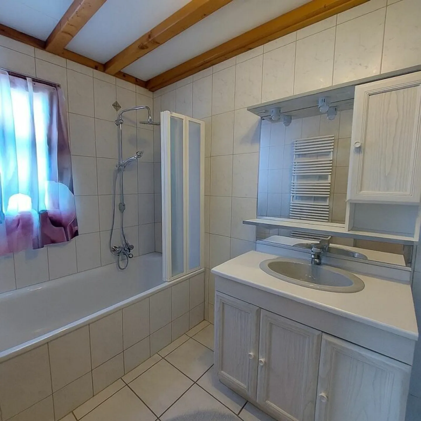 Spacious villa with independent apartment on the lower floor - Photo 11 of 18