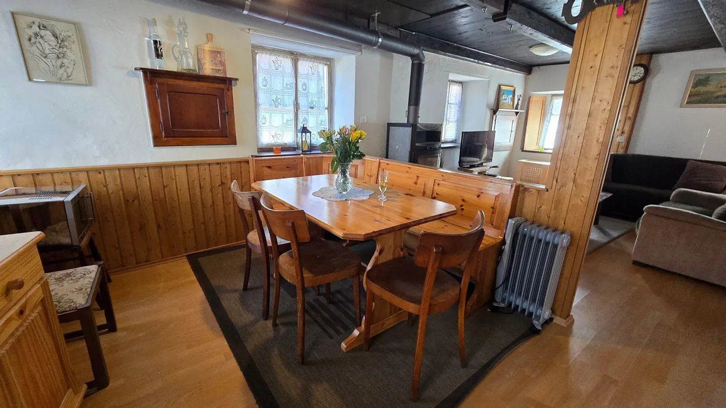 Incantevole casa rustica con terreno - Foto 4 di 10