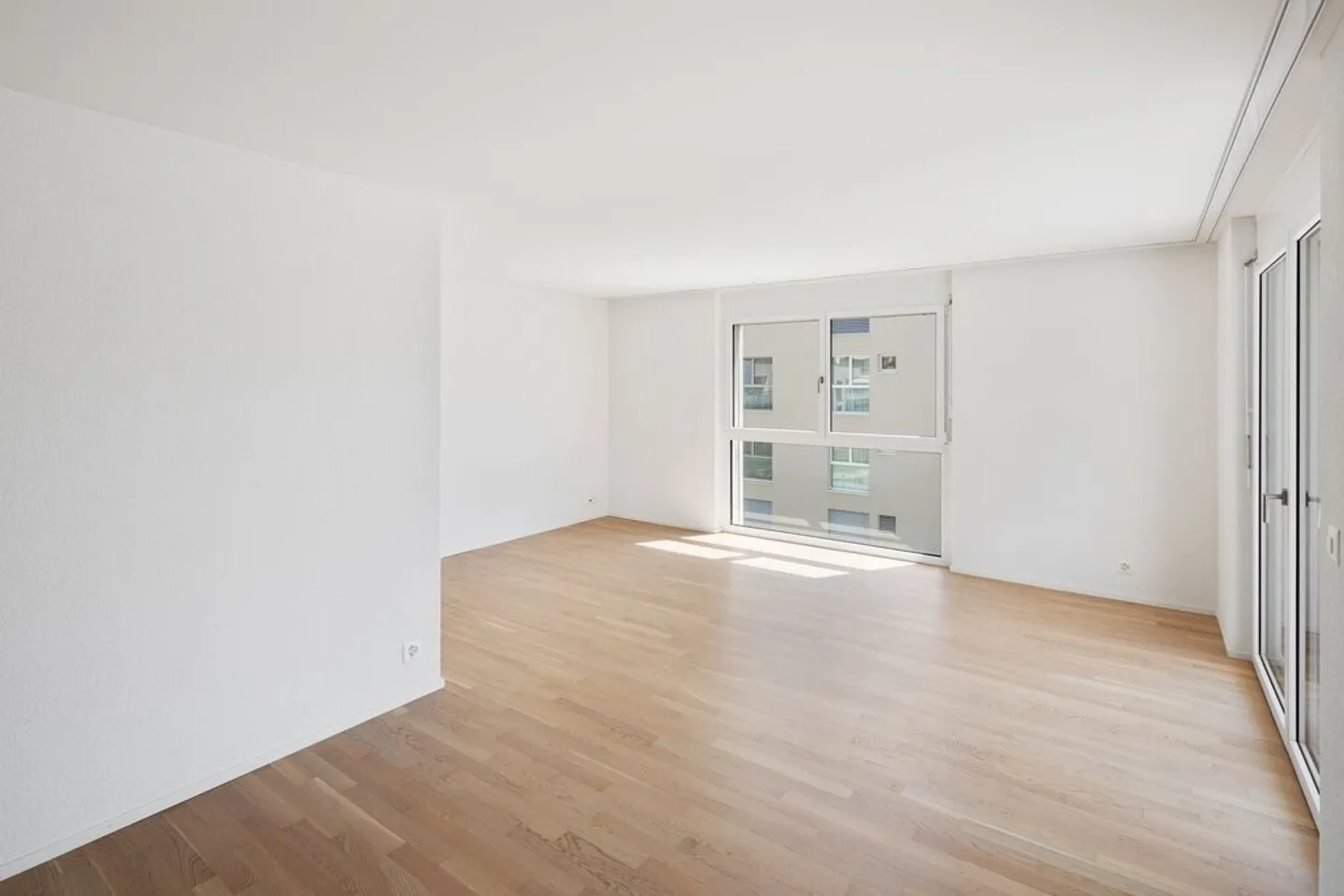 Modernes 2.5-Zimmer-Apartment - Foto 2 von 6