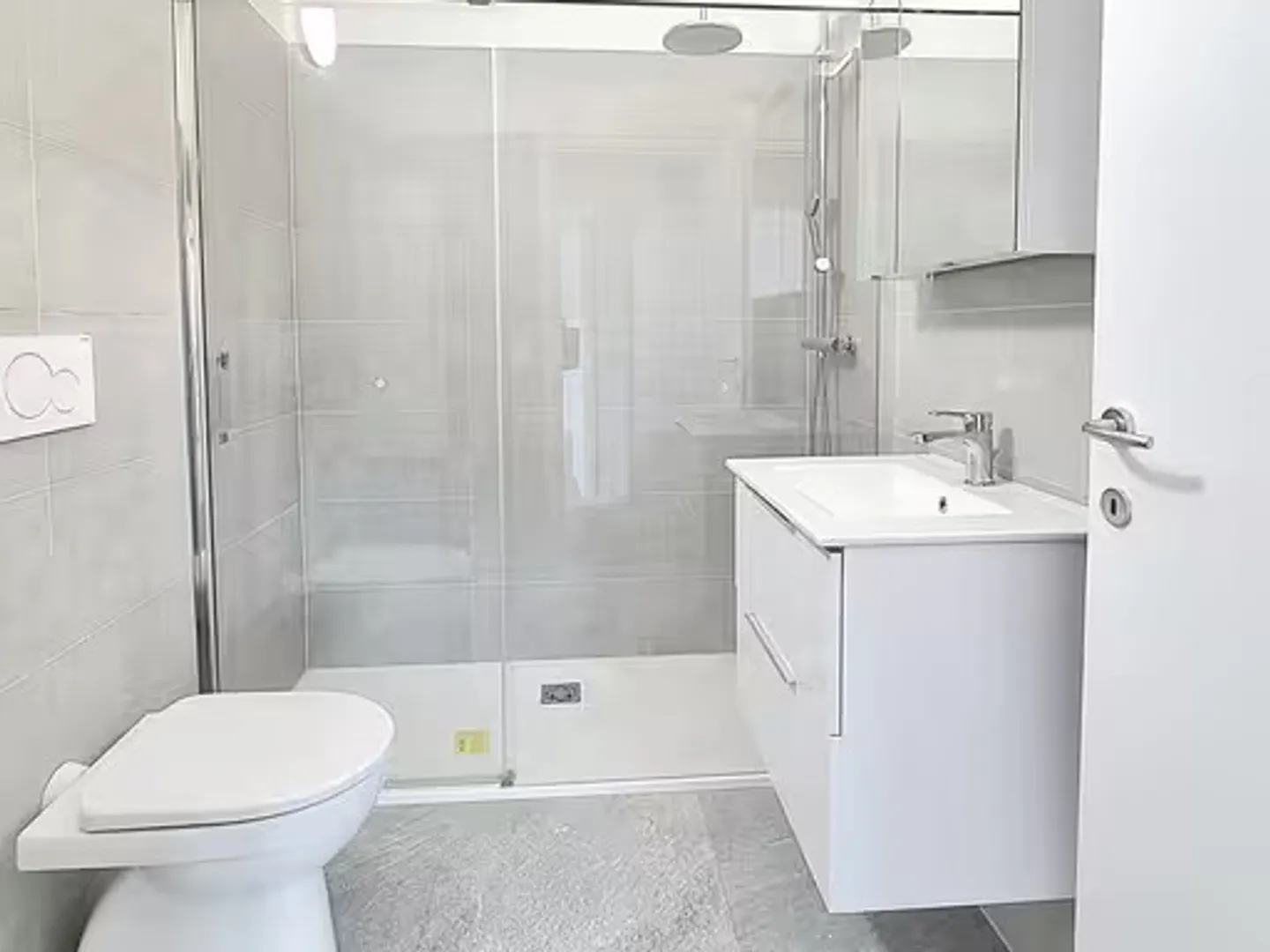 Appartement 4.5 pièces rénové - Photo 4 sur 7