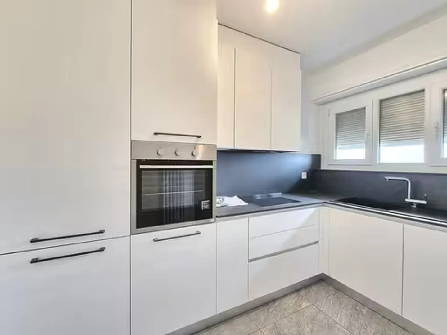 Appartement 4.5 pièces rénové - Photo 7 sur 7