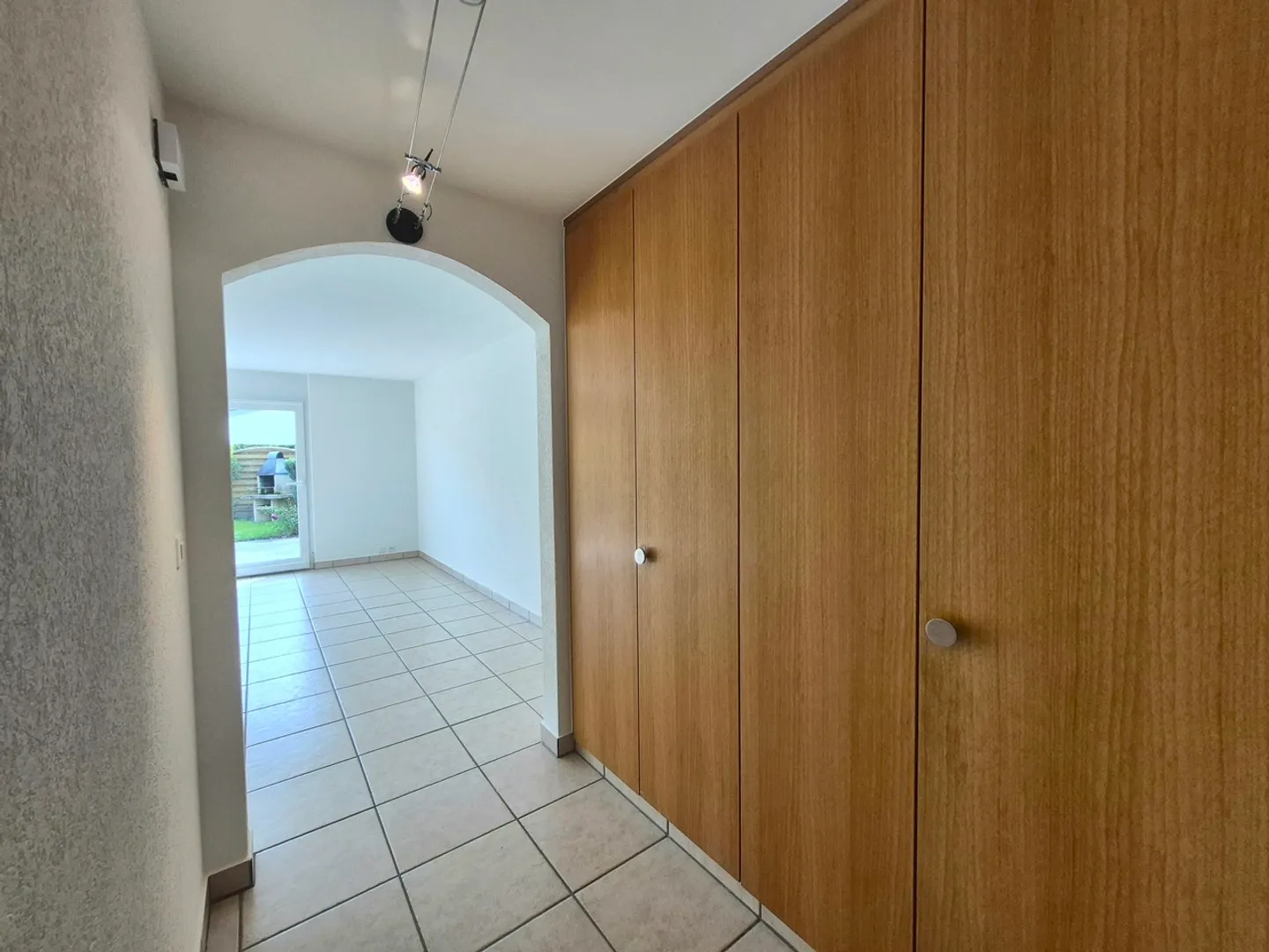 MAGNIFIQUE 2.5PCES AU REZ AVEC JARDIN - Photo 6 sur 10