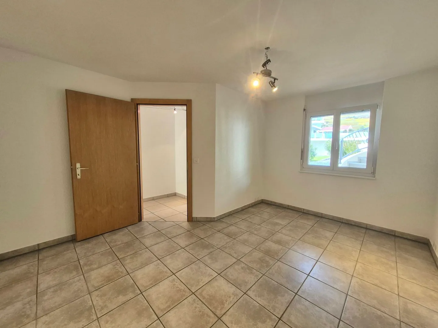 MAGNIFIQUE 2.5PCES AU REZ AVEC JARDIN - Photo 7 sur 10