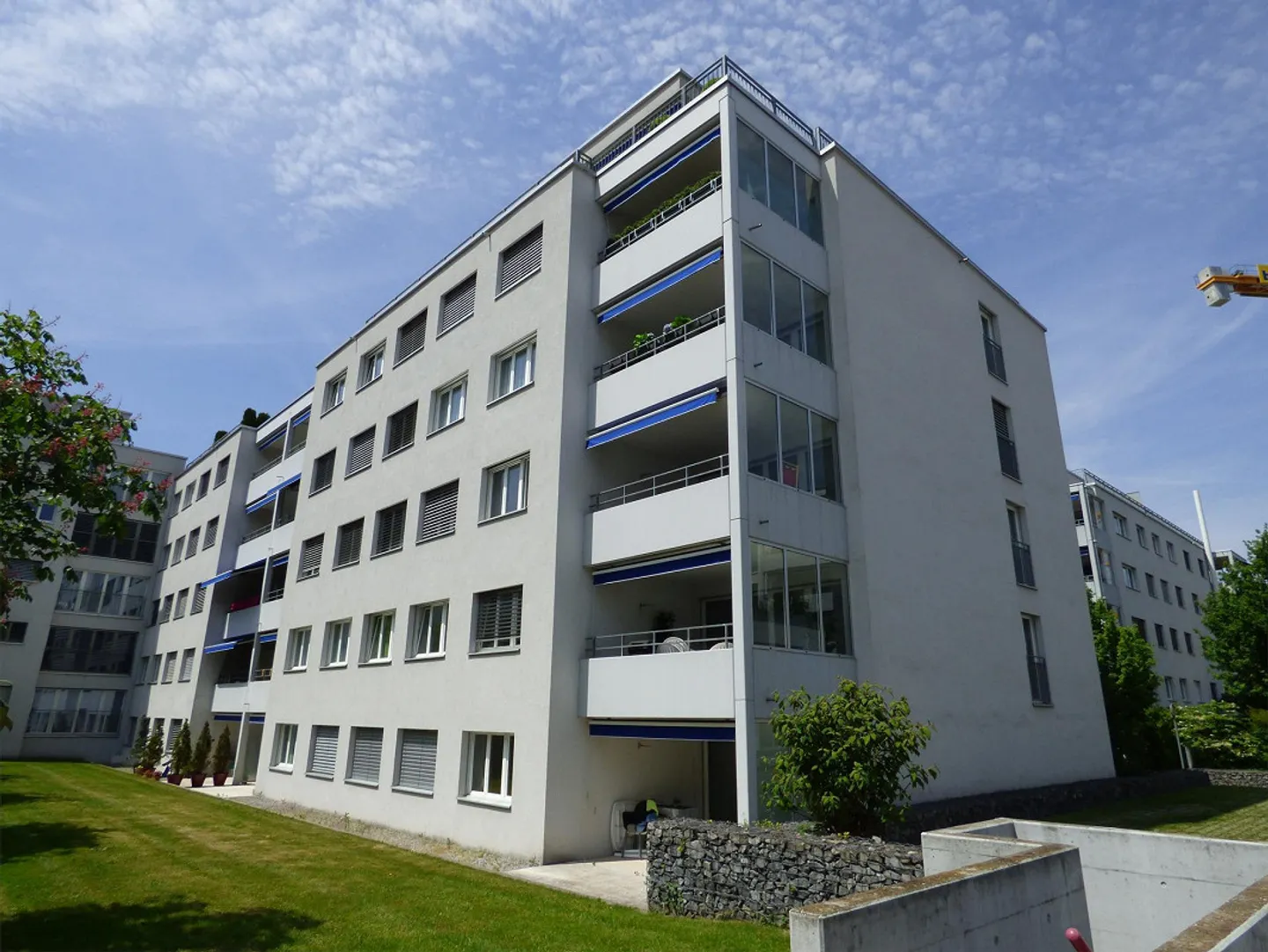 Free parking spaces in Pfäffikon SZ - Photo 1 of 1