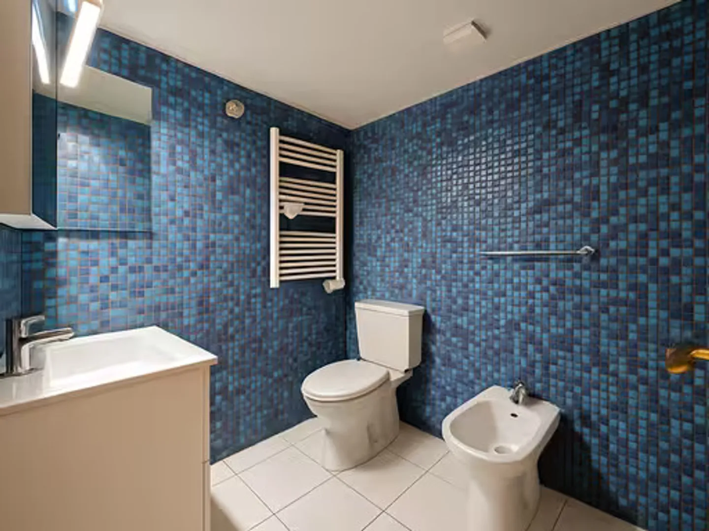 Charming Duplex Apartment - Photo 4 of 12