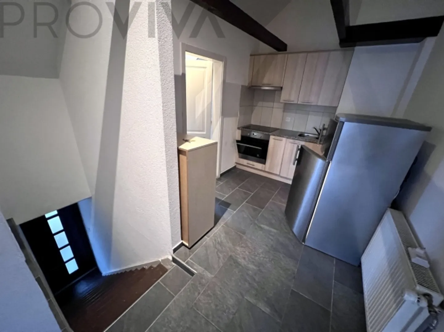 With charm and in a central location - Photo 2 of 4